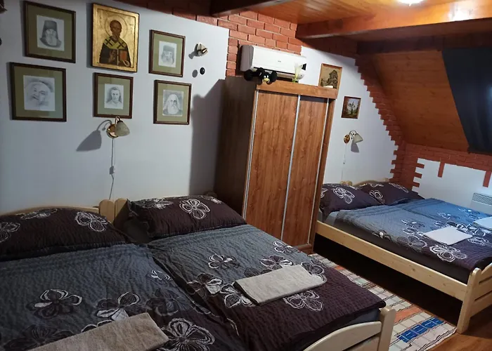 U Sedmi Zlodeju -